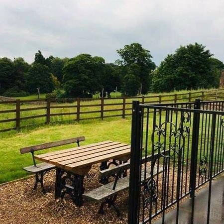 Malthouse Farm Cottage Carriage Dilhorne 외부 사진
